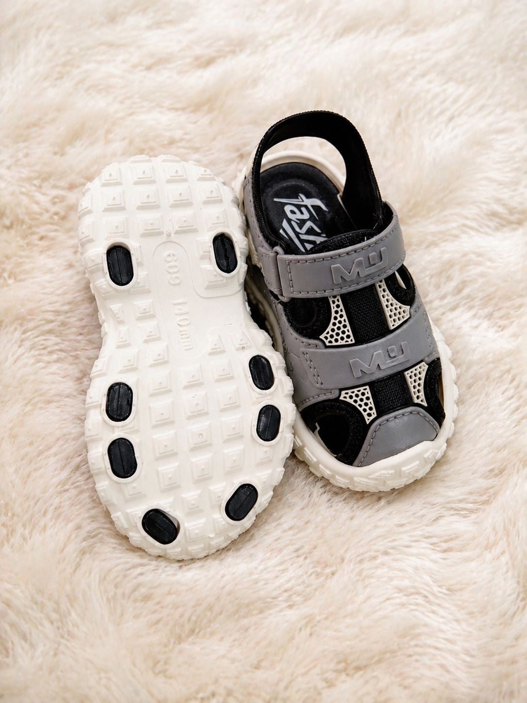 Kids Adventure Sandals
