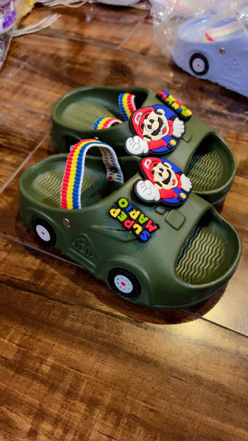 Mario Car (Elastic Slippers)